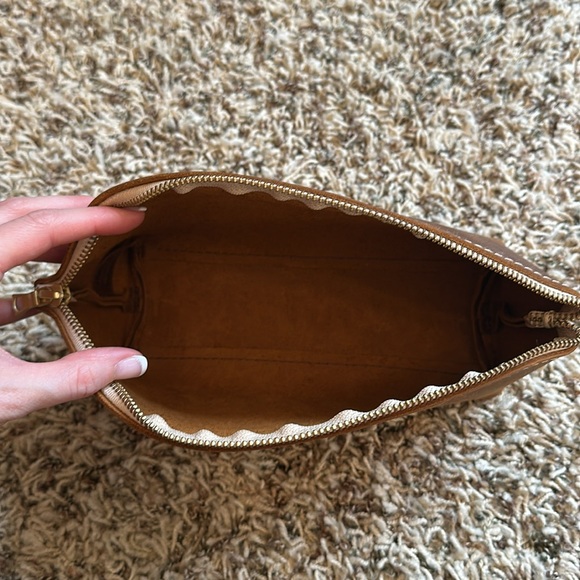 Portland Leather Goods Total Eclipse Make Up Bag - Picture 3 of 5